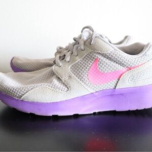 Nike Kaishi Running Shoes – Women’s Size 6